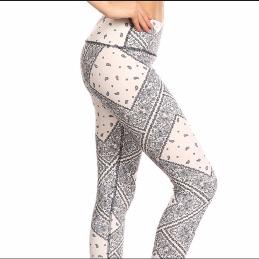 Boho print high waisted leggings are Here‼️